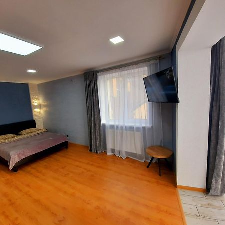 New Luxury Studio Apartment Ivano-Frankivsk Chambre photo